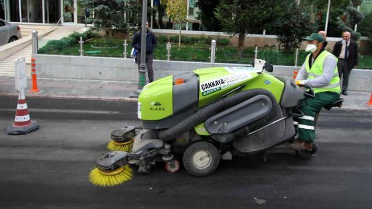 Cadde ve sokaklarda temizlik çalışması