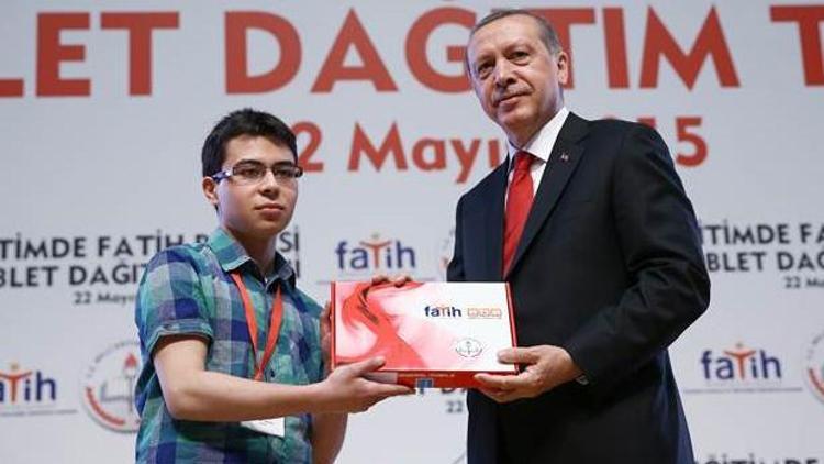 Cumhurbaşkanı Erdoğan: 4 yılda 10 milyondan fazla tablet dağıtılacak