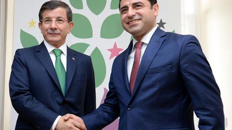 Davutoğlu, HDP liderine Selahattin dedi mi