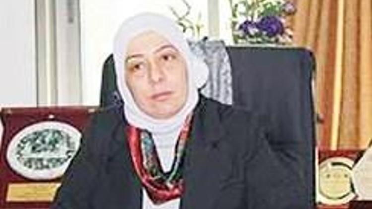 Filistinli ilk kadın vali Hamas’a gözdağı verdi