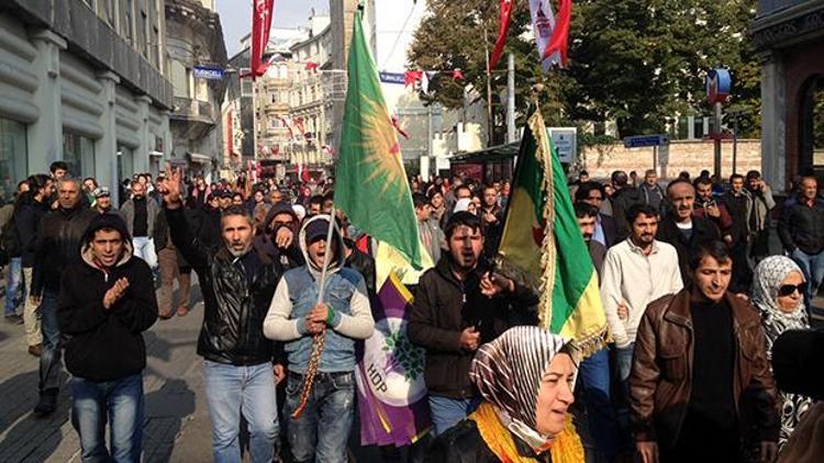 Taksimde Kobani yürüyüşü