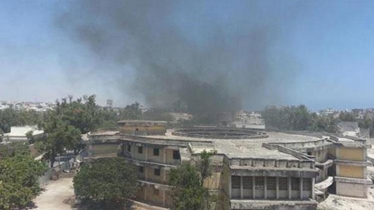 Somalide Eş Şebabdan bombalı saldırı