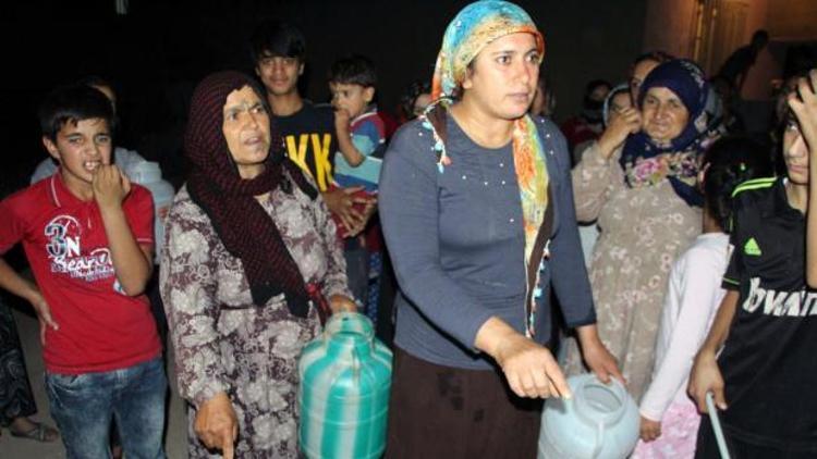 Su kesintisi yaşayan mahalleli, itfaiye aracı ile 3 personeli rehin aldı