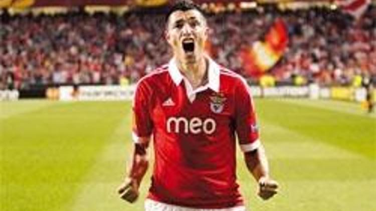 Benfica’nın Cardozo direnişi