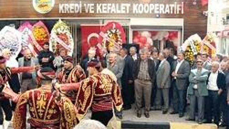 Esnaf Kooperatifi yeni binasını hizmete açtı