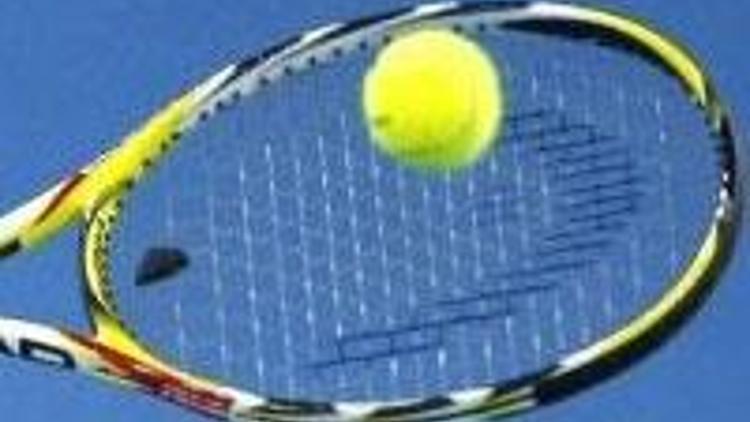 Tedde tenis şöleni başladı