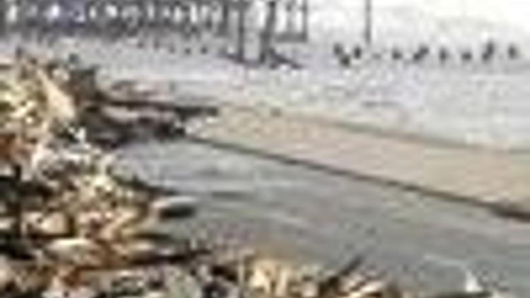 Hurricane Ike hits heart of U.S. oil sector