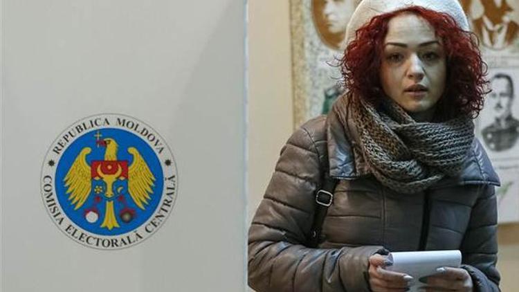 Moldova, AB ile Rusya arasında seçimini yapıyor