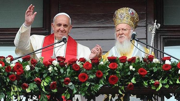 Papa ve Patrikten İstanbulda kilise birliği mesajı