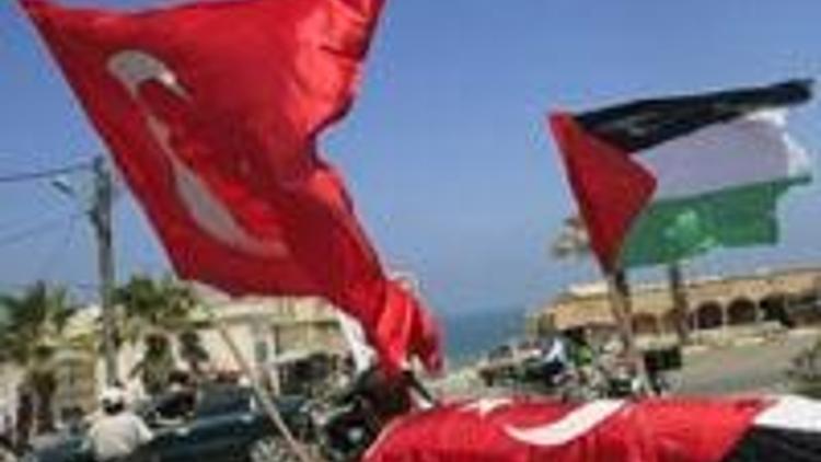 Ortadoğuda Türk bayrakları