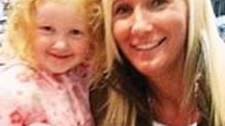 Cani anne 4 yaşındaki kızını bıçakladı