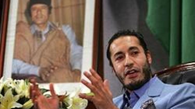 Kaddafinin oğlu: Ülkeme dönüp isyana liderlik edeceğim