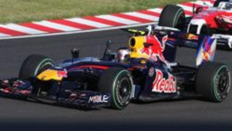 Singapurda ilk cep Vettelin