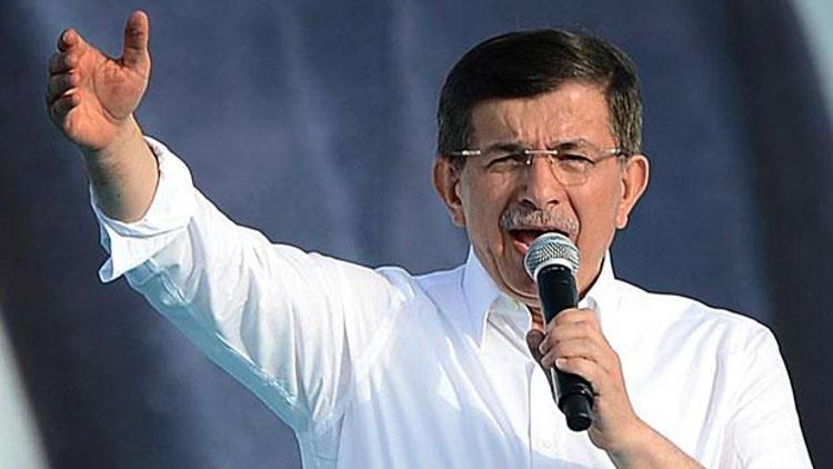 Başbakan Davutoğlu: Saldırıyı şiddetle kınıyorum