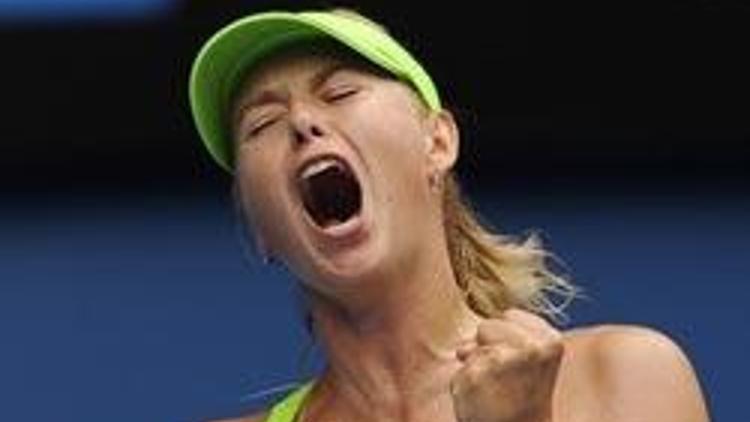 Sharapova turladı