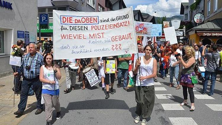 Bilderberg Toplantısı protesto edildi