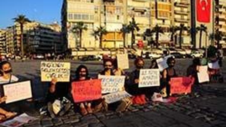İzmirde ‘Gezi’ye destek çeşitli etkinliklerle sürdü