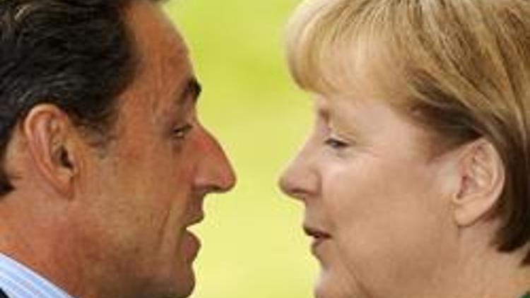 Fransızlar Sarkozyden çok Merkele güveniyor