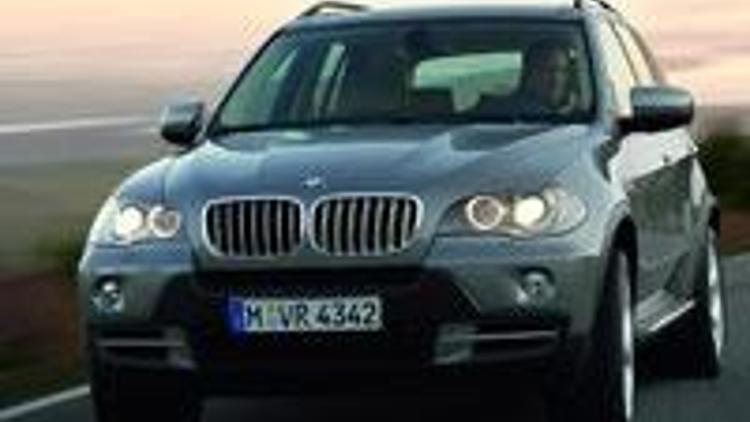 BMW  “Mini ve X5” ile coştu