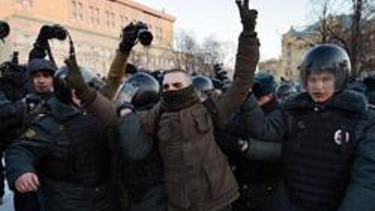 Putin karşıtı eylemde 40 gözaltı