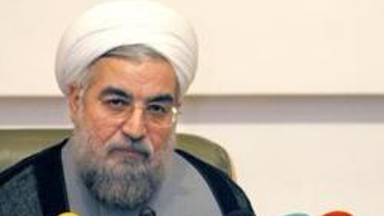 İranda Ruhani lider