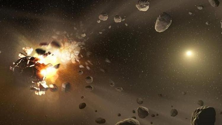 Hubble parçalanan bir asteroidi görüntüledi