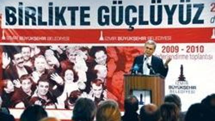 Kocaoğlu AKP İzmir başkanına yüklendi