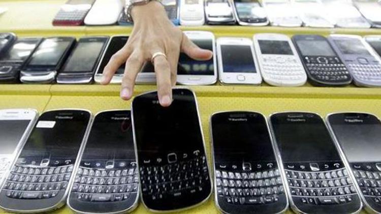 Zeybekci, ‘ek vergi gelecek’ dedi, fazladan 100 bin telefon satıldı