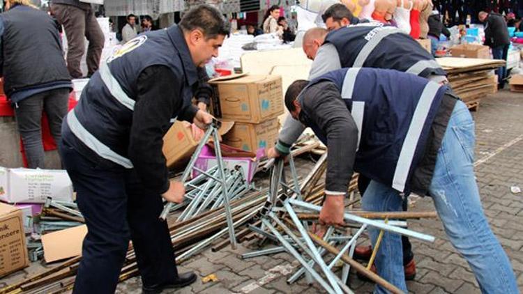 Kaldırım tezgahına geçit yok