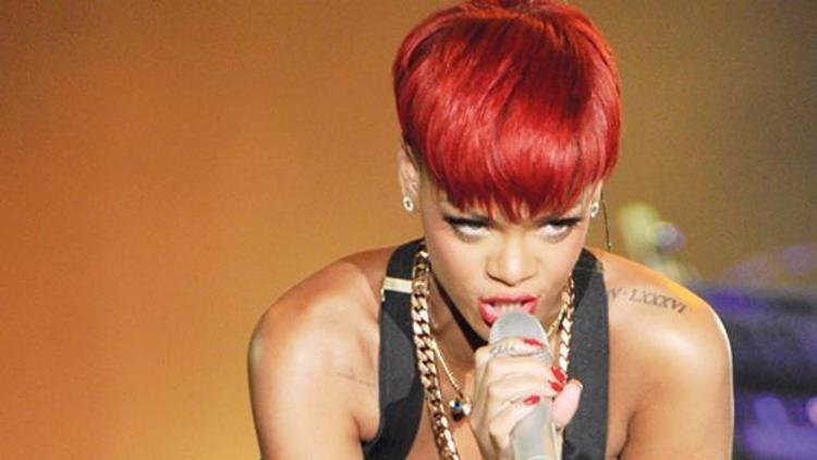 Rihanna 4. turu atacak