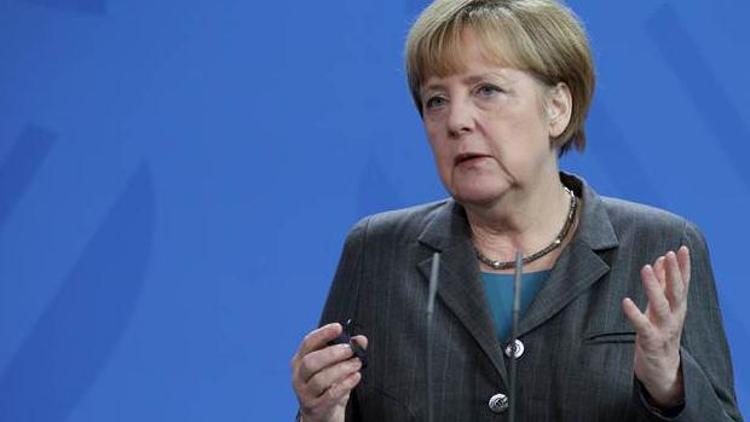 Merkel: Euro krizi aşılmadı