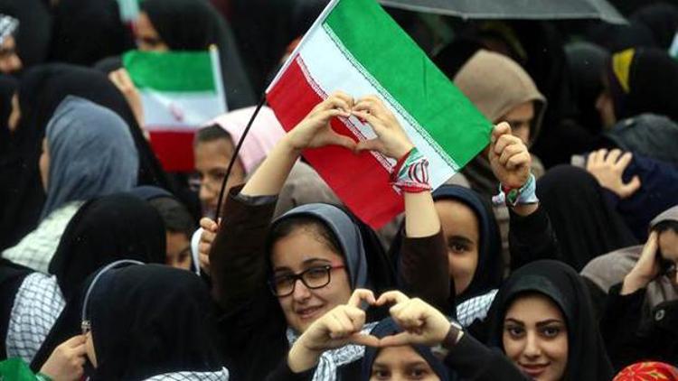 İran İslam Devriminin 36ncı yılında 1020 mahkuma af çıktı