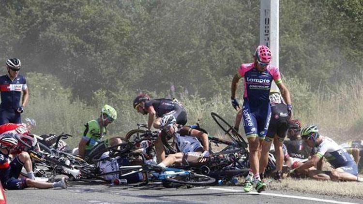 Fransa Bisiklet Turunda korkunç kaza