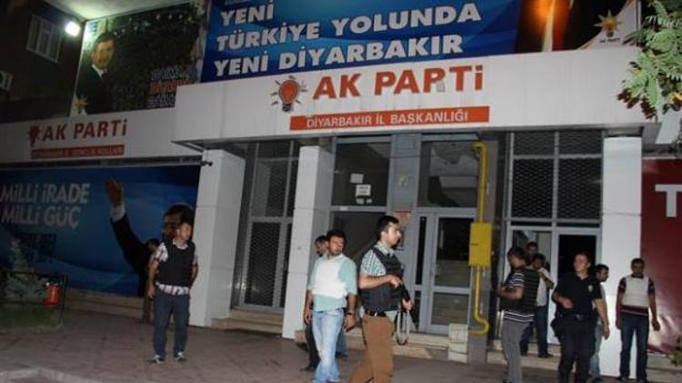 AK Parti binasına ses bombası atıldı