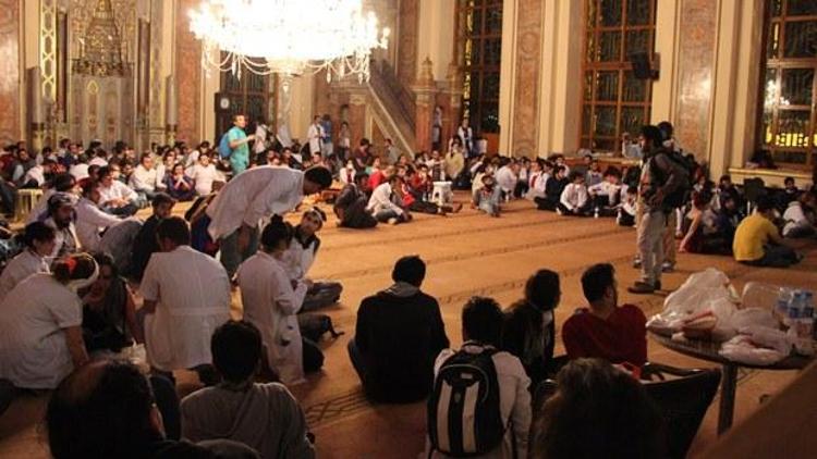 Dolmabahçe Camii imamına zorla getirme kararı