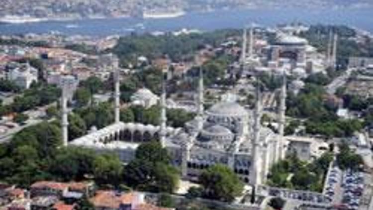 İstanbul Baş Vaizinden Ayasofya çıkışı