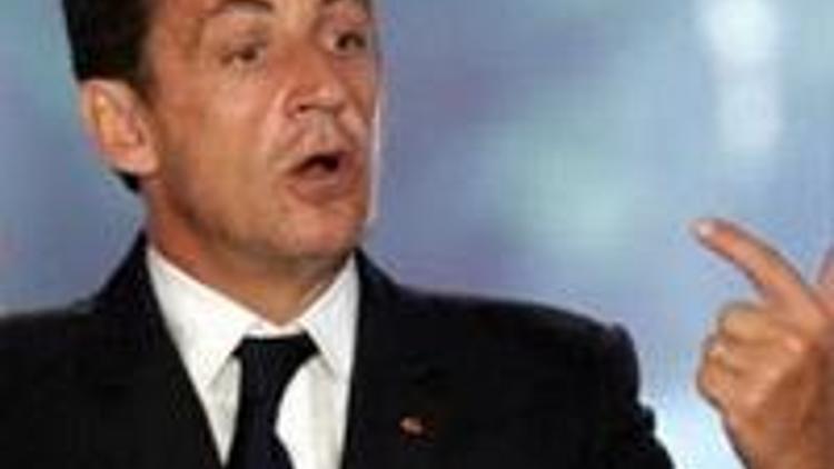 Clio krizinde Sarkozy devrede