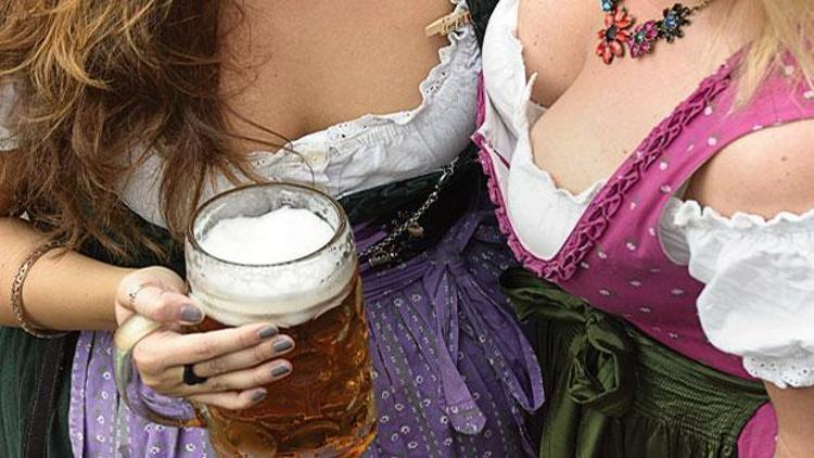 Oktoberfestte 16 günde 6.5 milyon litre bira içtiler