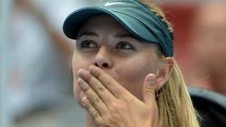 Sharapova yarı finalde