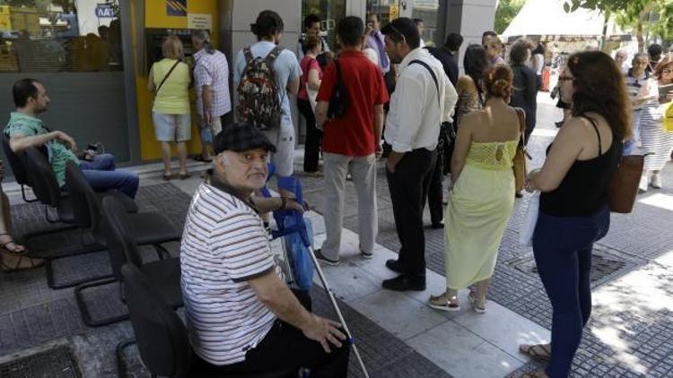 Yunanistanda bankalar açılıyor, izdiham bekleniyor