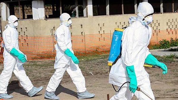 İngiltere’de Ebola alarmı