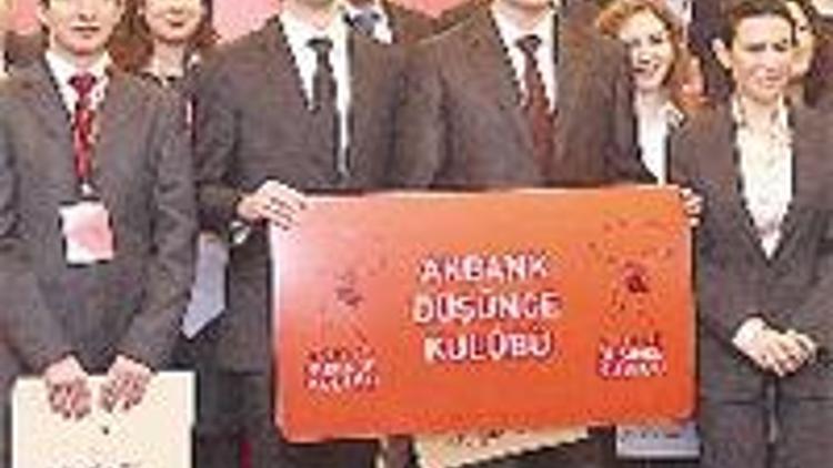 ’Düşünce yarışı’ üç öğrenciye Harvard Yaz Okulu kapısı açtı