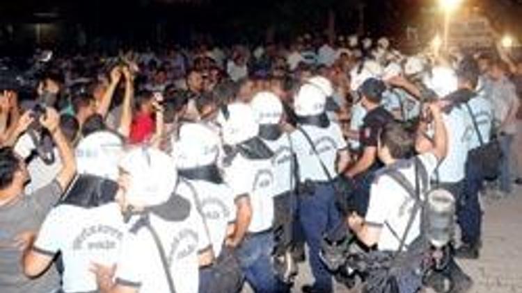 İsyan vantilatörden: 13 ölü