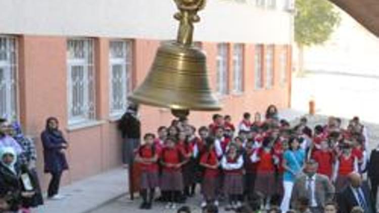 Okulun ilk günü fotoğrafını çekin, gönderin, Hurriyet.com.trde yayınlansın