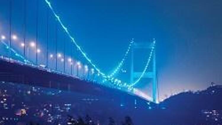 Fatih Köprüsü’nü yüzde 80 tasarruflu ışıklandırma planı