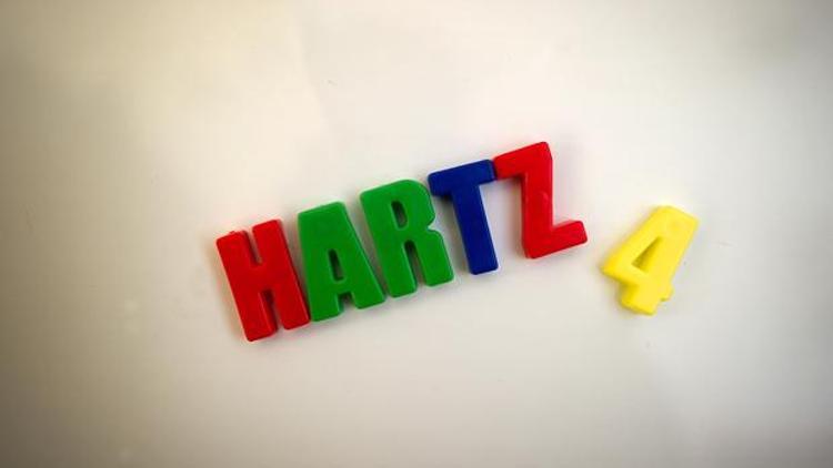Hartz IV sosyal yardım parası 10 yaşında