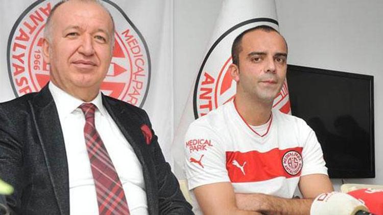 MP Antalyaspor Semih Şentürkle sözleşme imzaladı