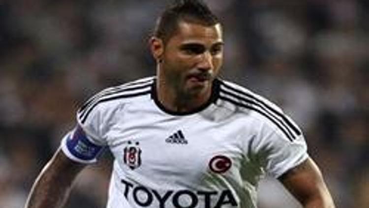 Beşiktaş taraftarından Quaresma protestosu