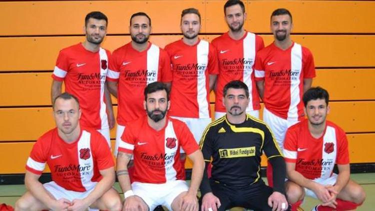 Vorret Türkspor salon turnuvalarının kralı