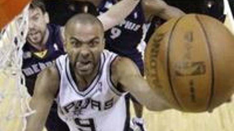 Spurs ve Lakers seriyi eşitledi